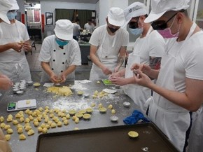 烘焙食品